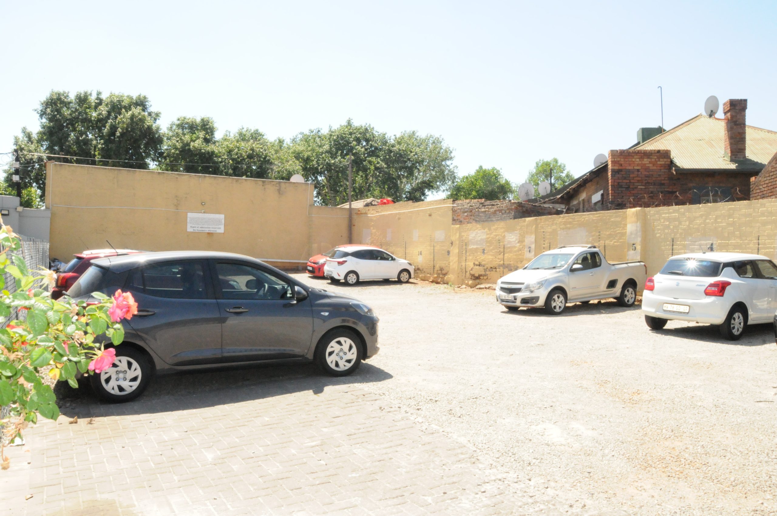 Ekuphumuleni Village unit